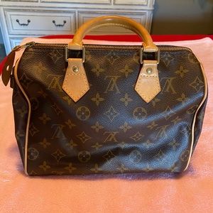 Authentic Louis Vuitton Monogram Speedy 25!